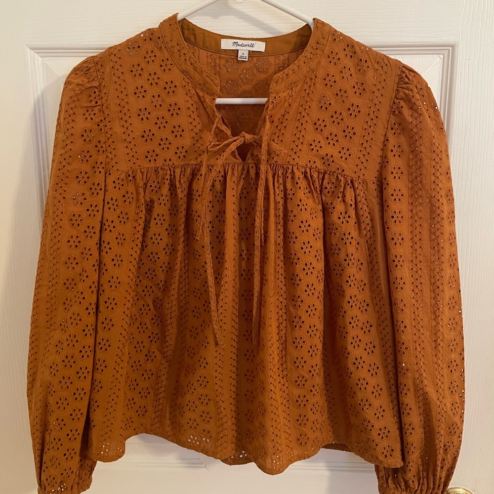 Madewell Rust Colored Eyelet Top, size Small. Like new!